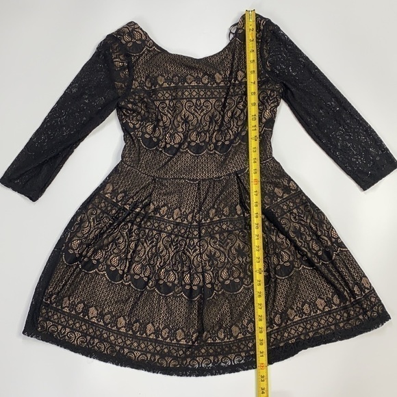 B. Darlin Black Lace W/Nude Underlay Fit & Flare Dress - Picture 5 of 8